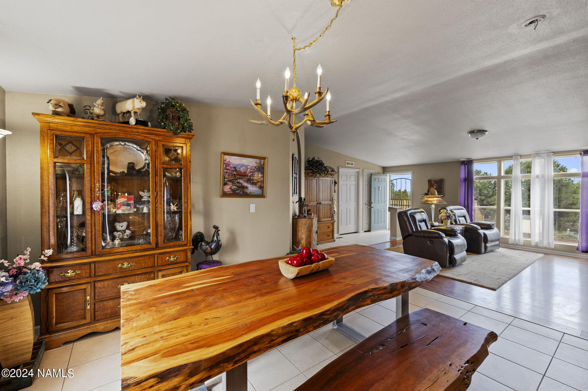 7243 North Buck Ridge Road Williams, AZ 86046 - Photo 7 of 36 Dining Area