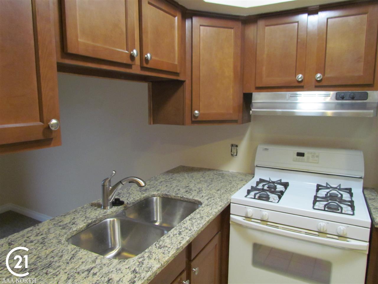 32420 Rosenbusch Drive Warren, MI 48088 - Photo 15 of 20