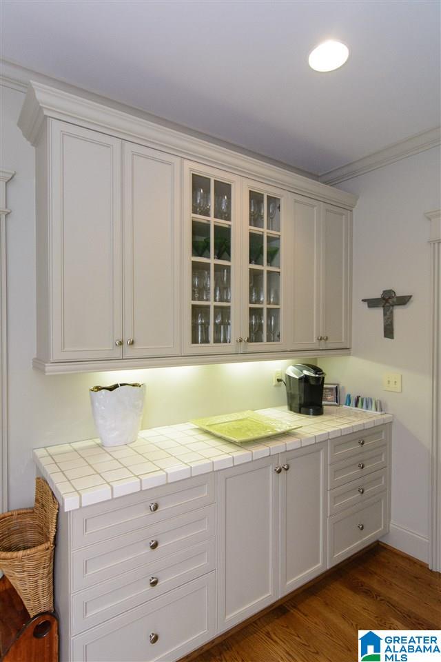 4347 Caldwell Mill Road Birmingham, AL 35243 - Photo 19 of 46