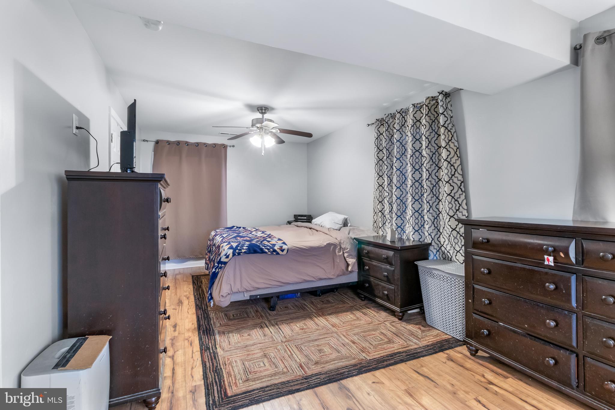 22 Marshall Road Waldorf, MD 20602 - Photo 17 of 41 a bedroom with a bed and a cabinets