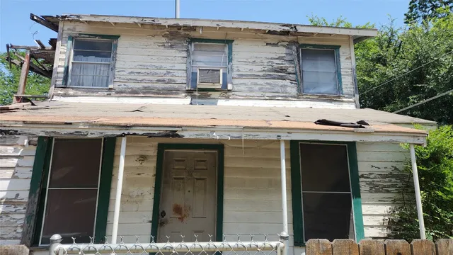 $349,900 | 85 Navasota Street, Austin, TX 78702