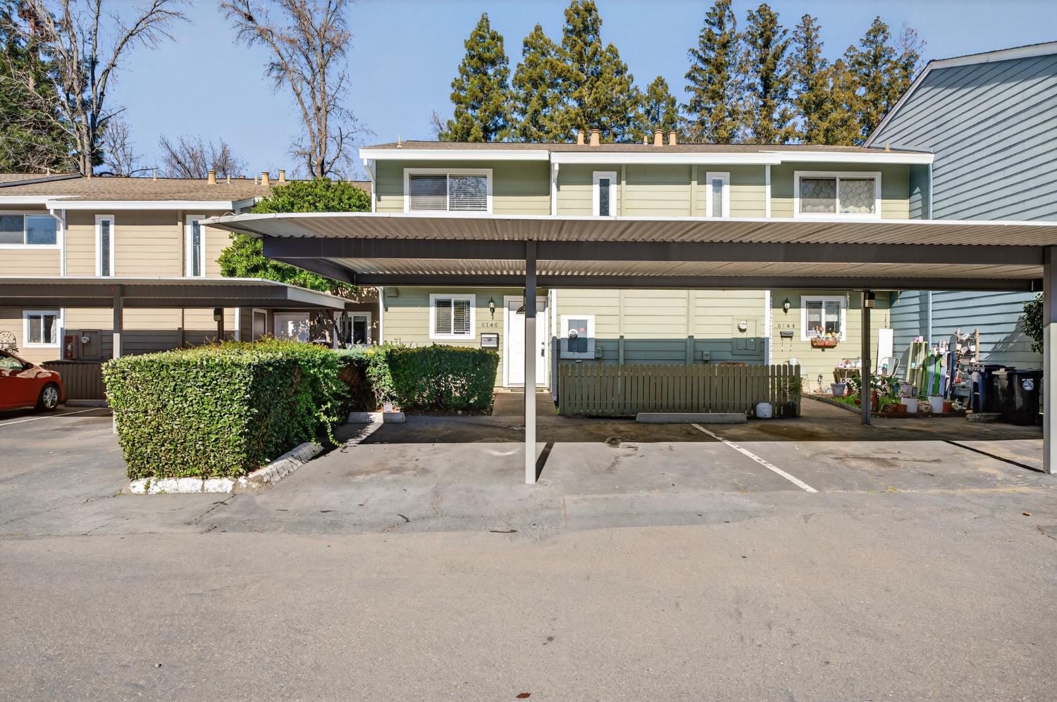 6146 Shadow Lane Citrus Heights, CA 95621 - Photo 29 of 45 a front view of a house with garden