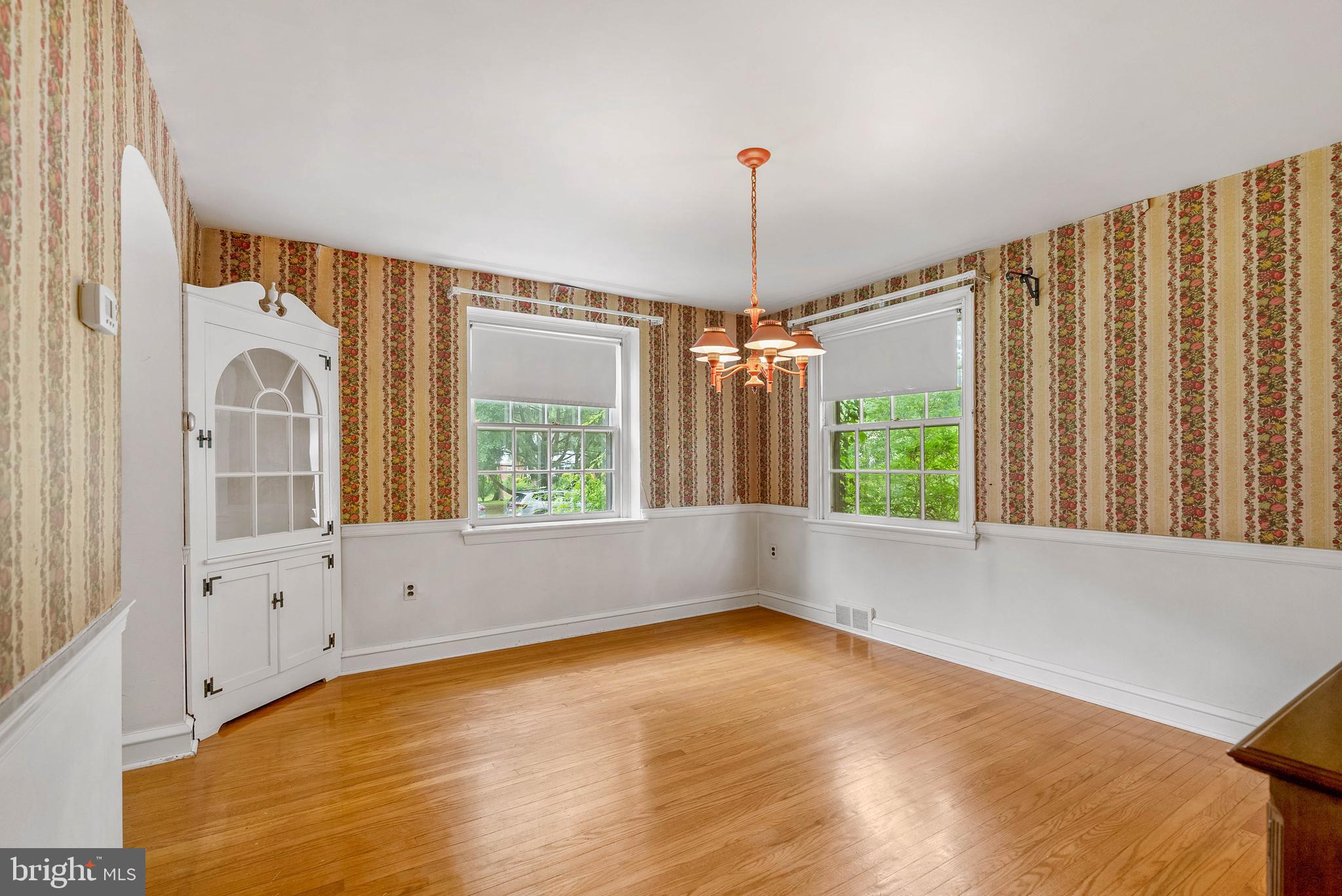 402 Hawthorne Road Wallingford, PA 19086 - Photo 8 of 23