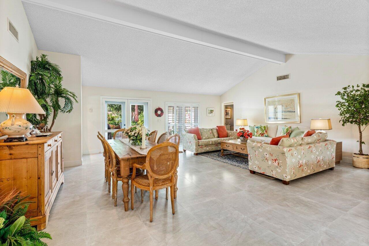 4265 Shell Drake Lane Boynton Beach, FL 33436 - Photo 9 of 48 Interior living area