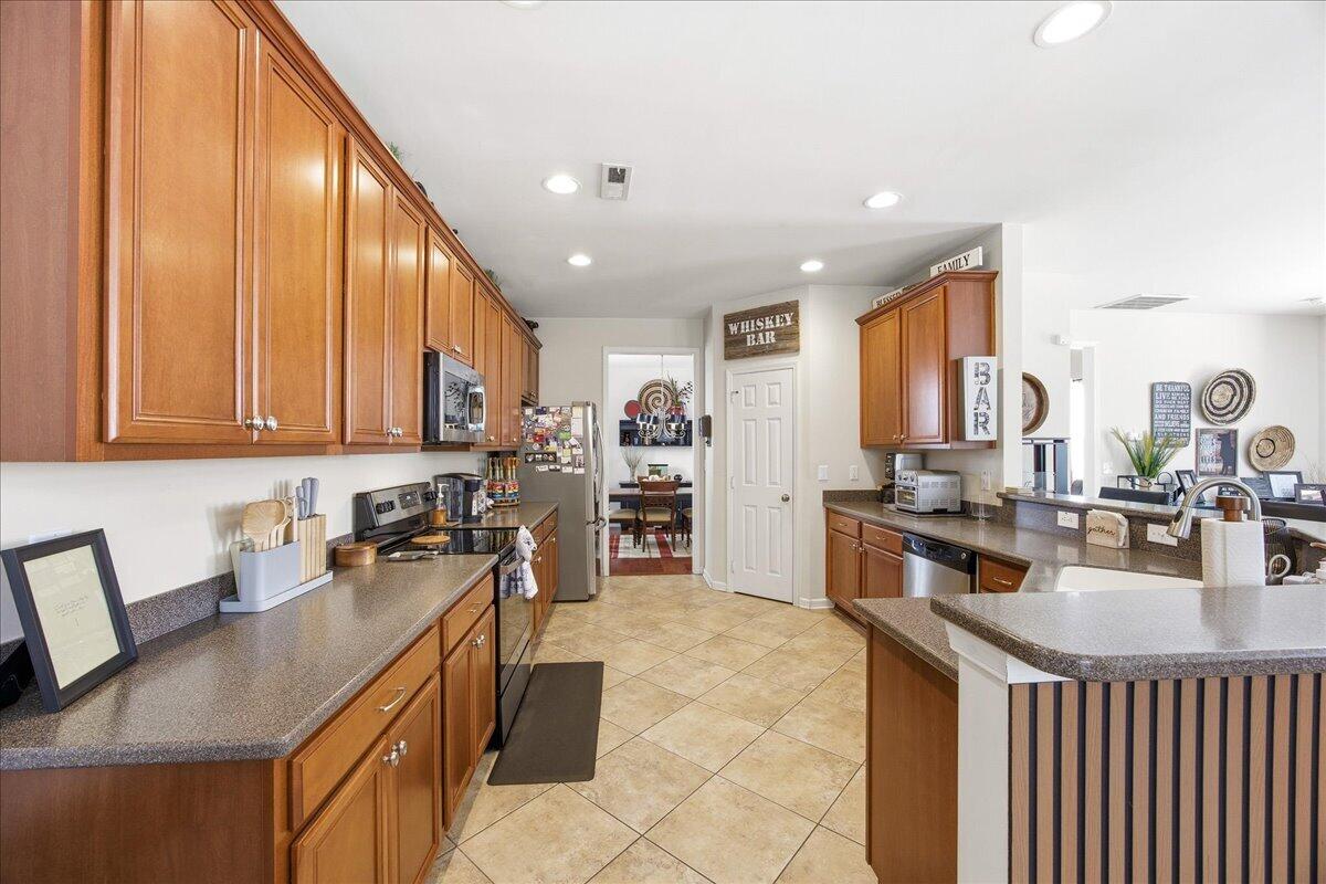 293 Chemistry Circle Ladson, SC 29456 - Photo 12 of 34 19-293_016
