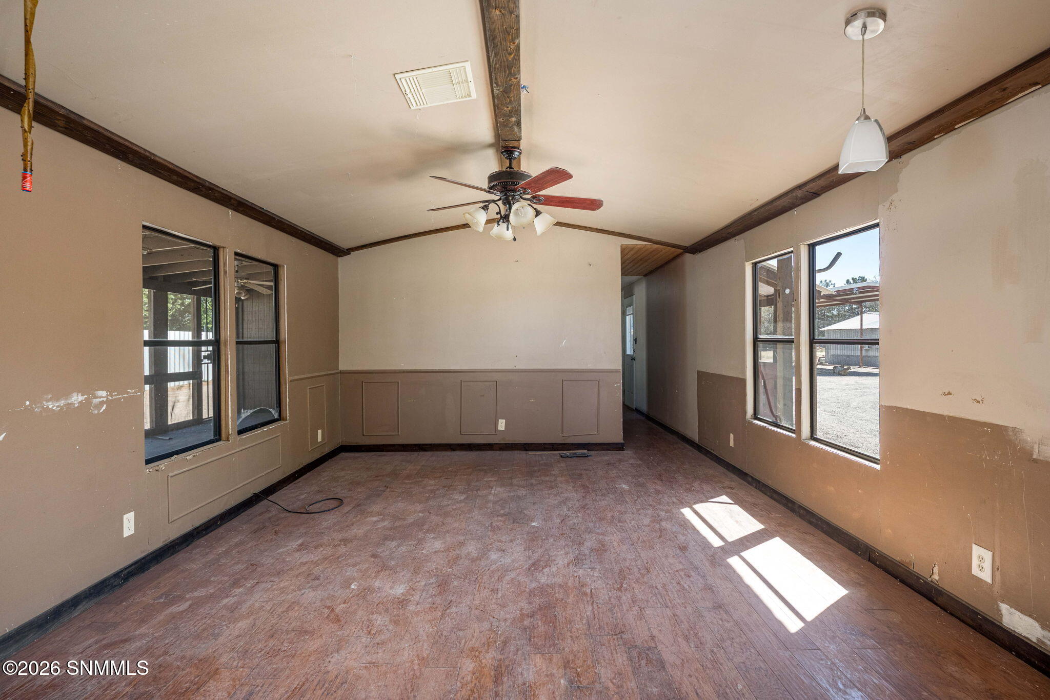 5418 Strange Road Las Cruces, NM 88007 - Photo 5 of 50 5-web-or-mls-Snappin Homes (Strange5418)