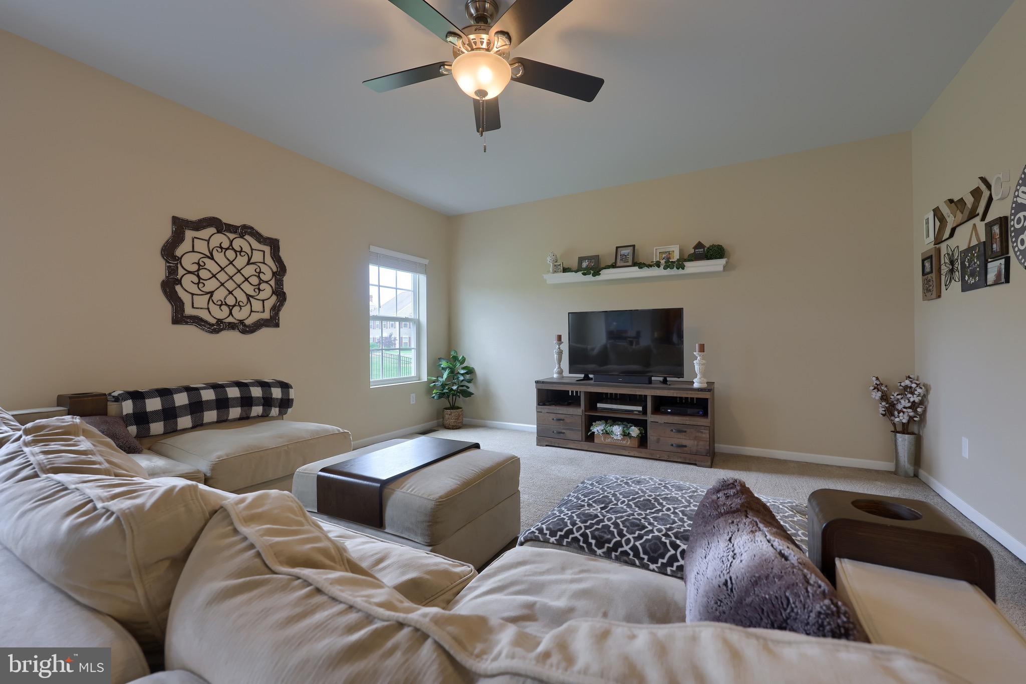 612 Warminster Lane Lititz, PA 17543 - Photo 14 of 56 Gallery Image 14