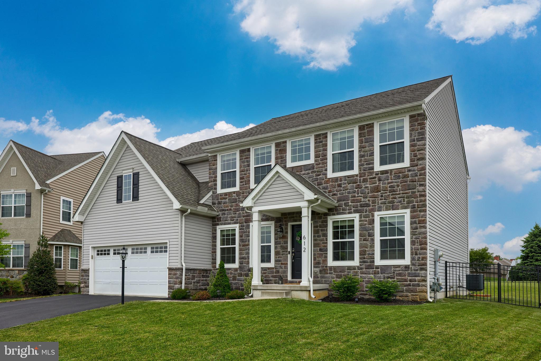 612 Warminster Lane Lititz, PA 17543 - Photo 2 of 56 Gallery Image 2