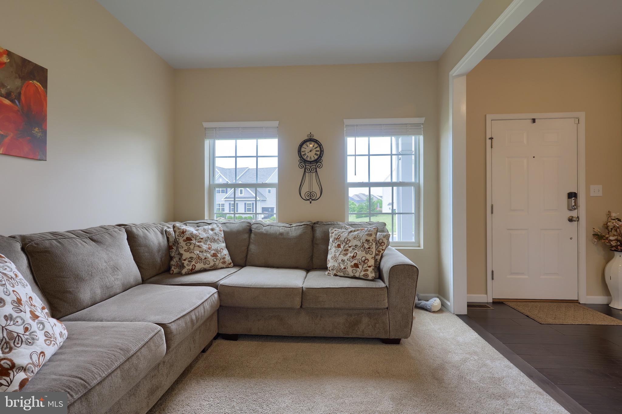 612 Warminster Lane Lititz, PA 17543 - Photo 9 of 56 Gallery Image 9