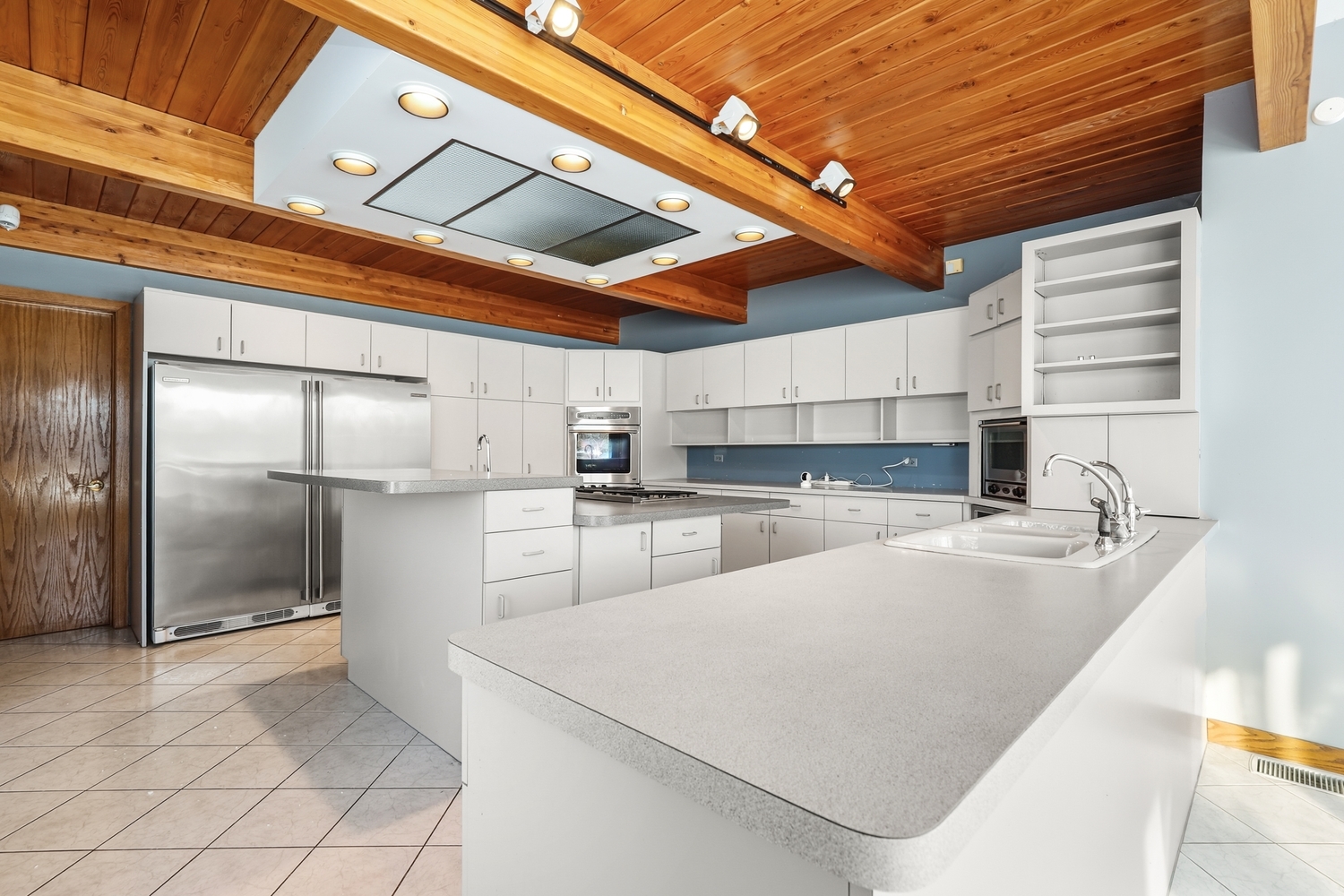 21632 Wolf Road Mokena, IL 60448 - Photo 9 of 51 Gallery Image 9