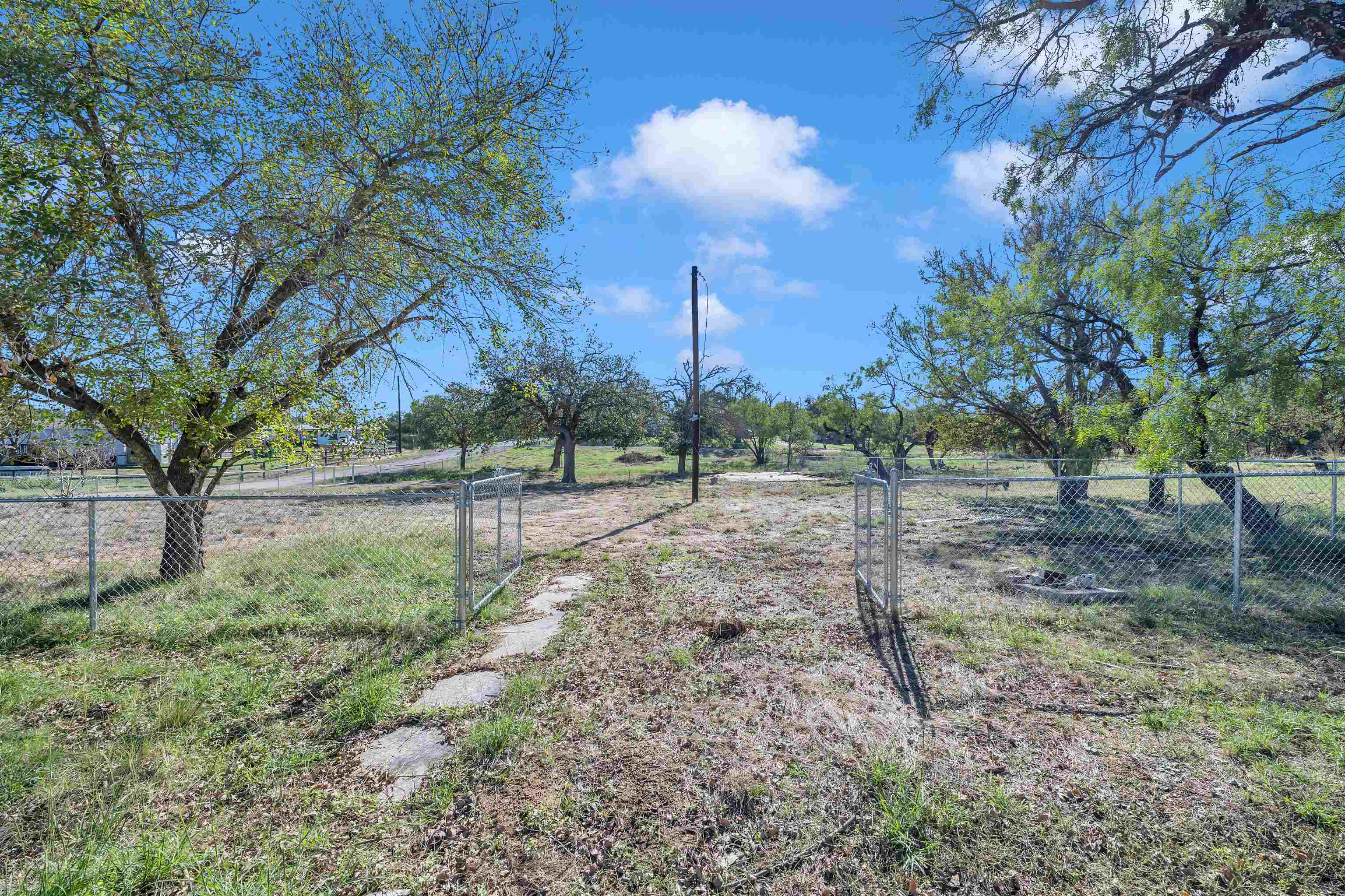 238 East Briar Dr  