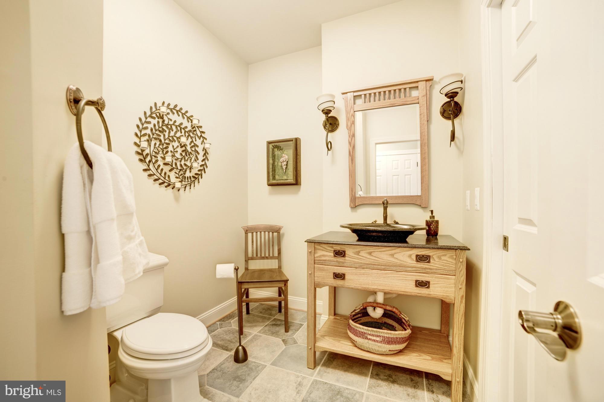 20281 Gleedsville Road Leesburg, VA 20175 - Photo 19 of 30 Bath