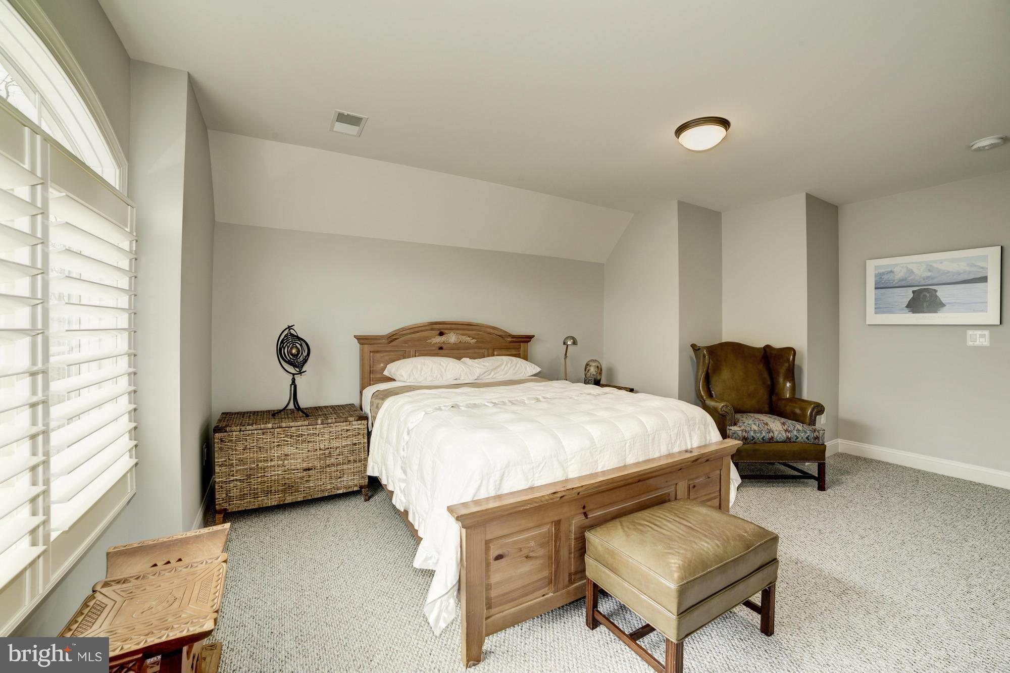 20281 Gleedsville Road Leesburg, VA 20175 - Photo 26 of 30 Bedroom