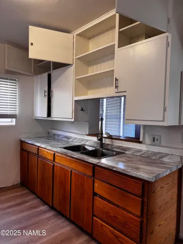 $1,700 | 215 West Fourth Street, Winslow, AZ 86047