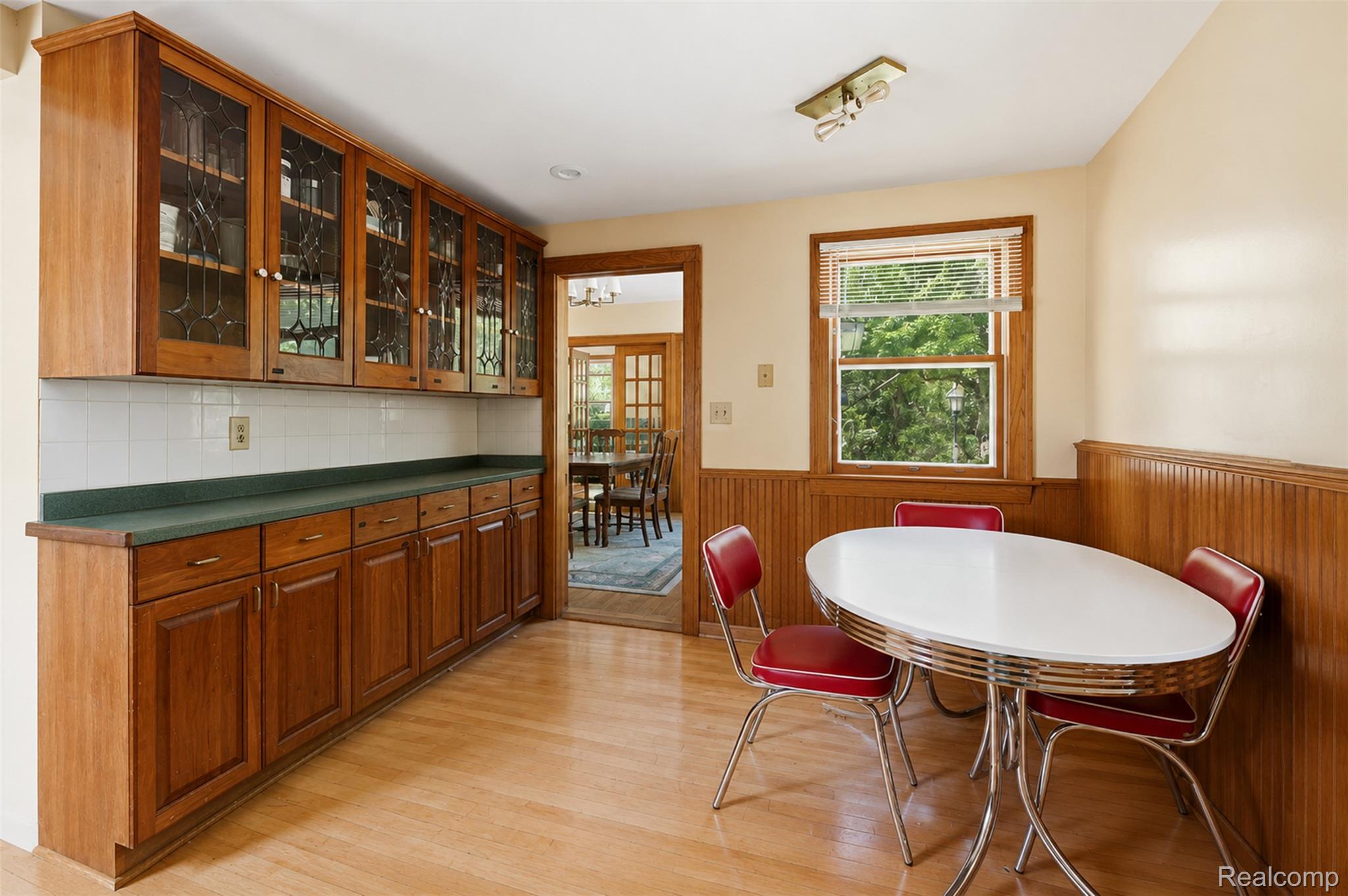 604 Spring Street Ann Arbor, MI 48103 - Photo 9 of 21 staging (2).jpg