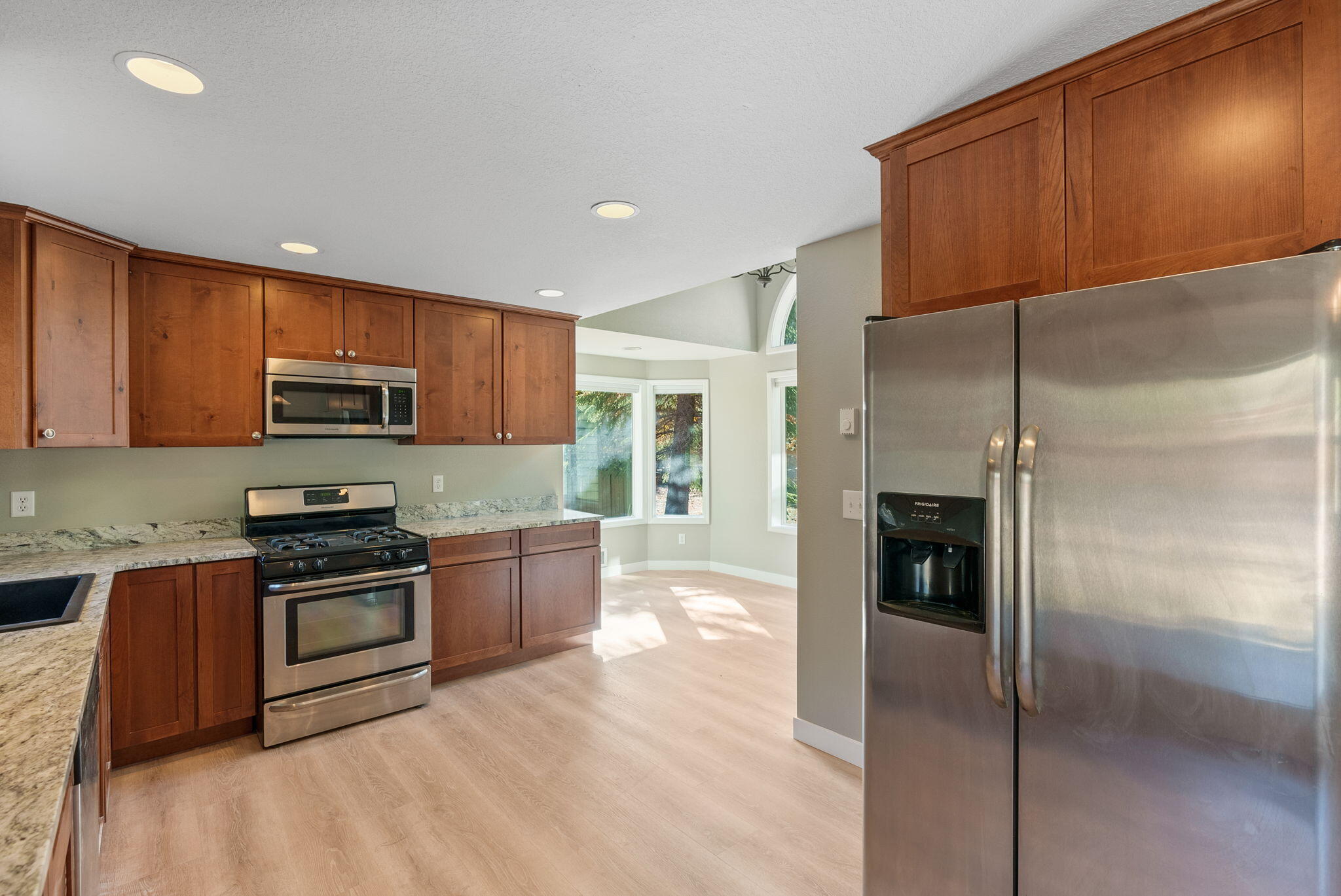 20886 King David Avenue Bend, OR 97702 - Photo 11 of 40