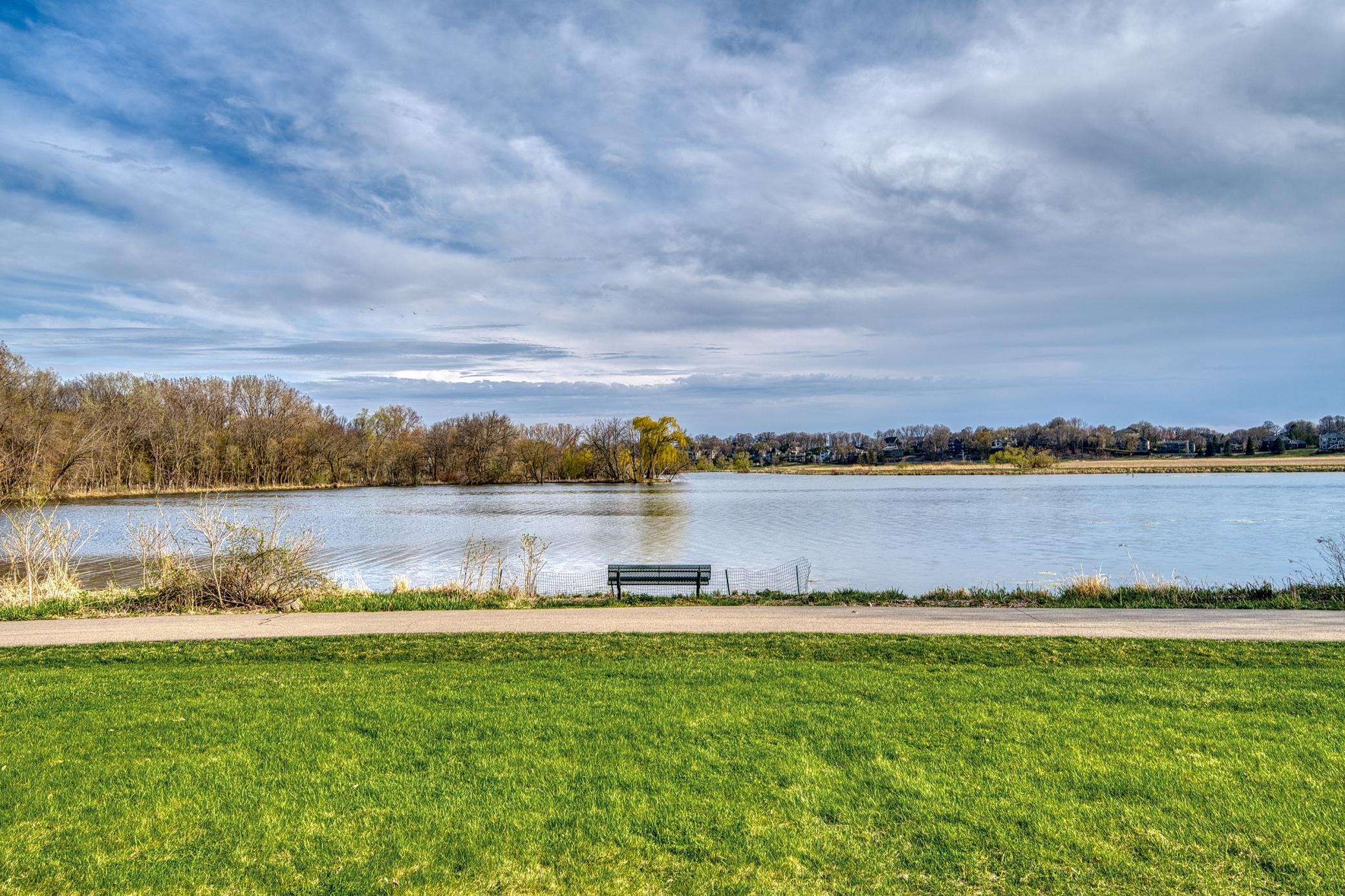 8687 Ridgewind Road Eden Prairie, MN 55344 - Photo 22 of 48 Gallery Image 22