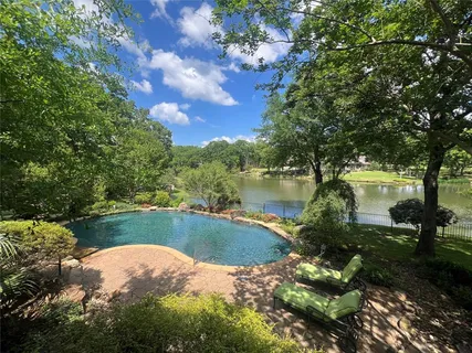 $1,375,000 | 224 Colonial Drive, Mabank, TX 75156