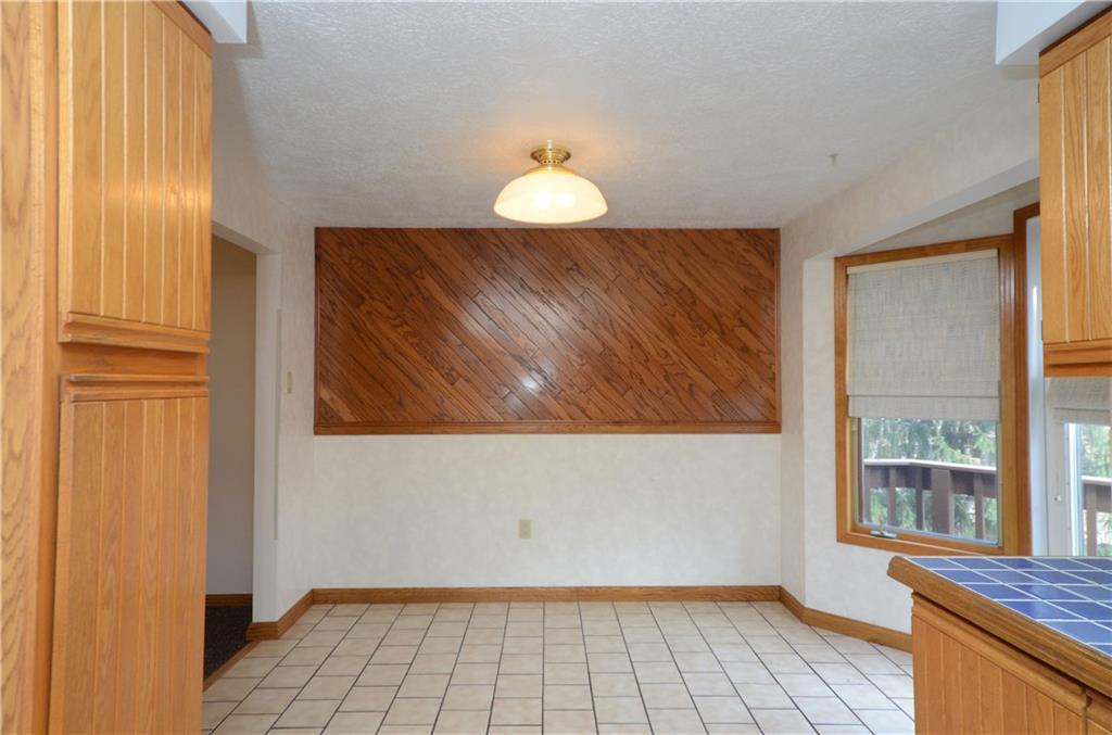 114 Phillips Lane McKees Rocks, PA 15136 - Photo 14 of 25 Gallery Image 14