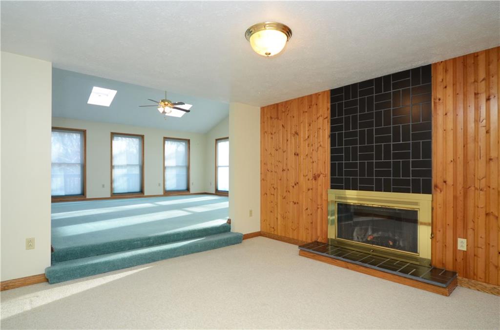 114 Phillips Lane McKees Rocks, PA 15136 - Photo 7 of 25 Gallery Image 7