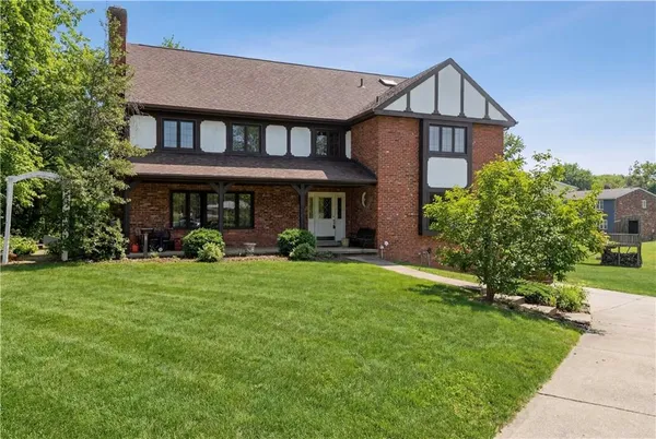 $550,000 | 17 Grant Circle, McDonald, PA 15057