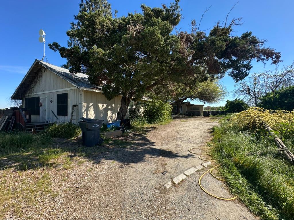 4518 Mountain View Road Hughson, CA 95326 - Photo 2 of 8 Front main home and notice second home in back.