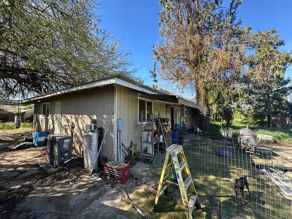 $585,000 | 4518 Mountain View Road, Hughson, CA 95326