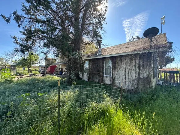 $585,000 | 4518 Mountain View Road, Hughson, CA 95326