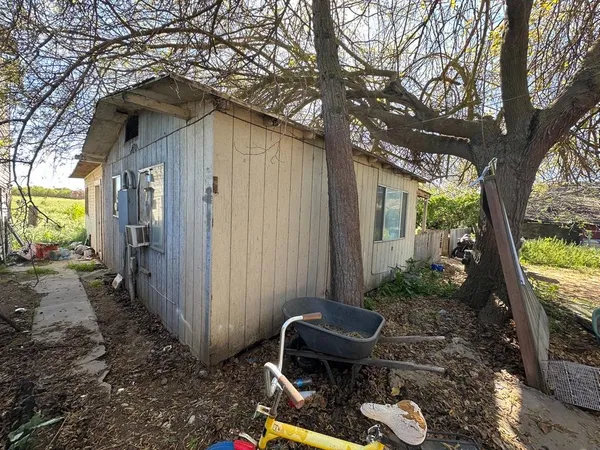 $585,000 | 4518 Mountain View Road, Hughson, CA 95326