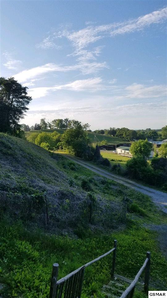 1870 Mitchell Farm Road Sevierville, TN 37876 - Photo 2 of 21