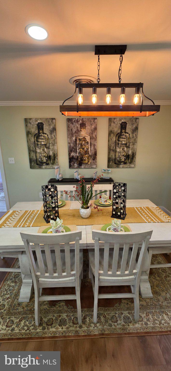 5141 Turkey Point Road North East, MD 21901 - Photo 26 of 64 Charming dining space with artistic flair.