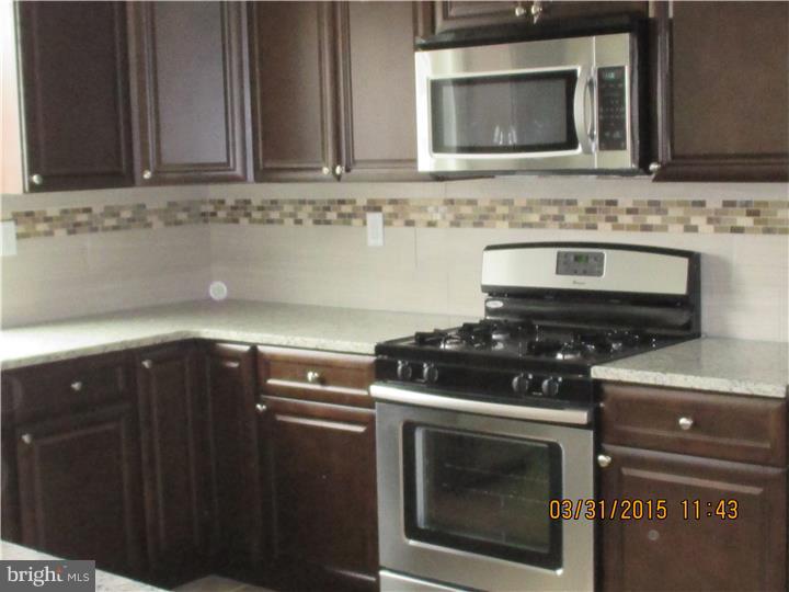 2838 Willits Road Philadelphia, PA 19136 - Photo 1 of 23 Kitchen