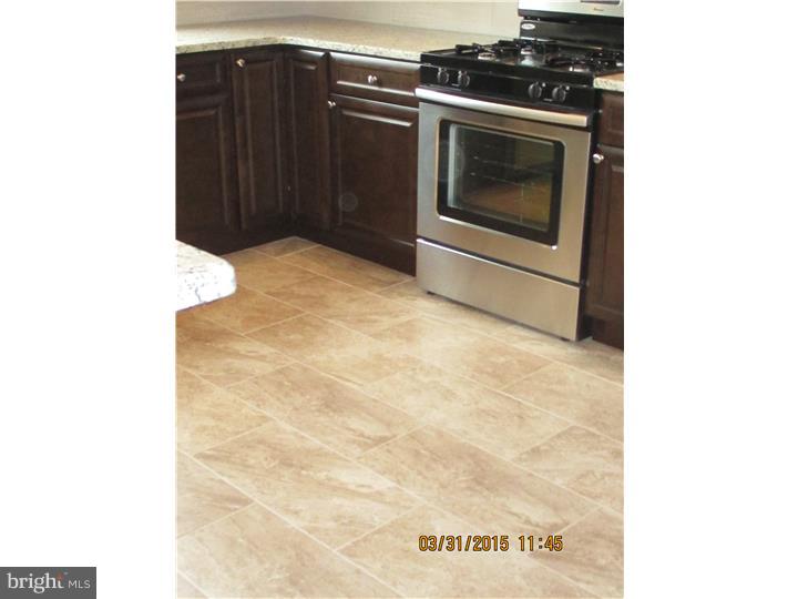 2838 Willits Road Philadelphia, PA 19136 - Photo 8 of 23 Kitchen