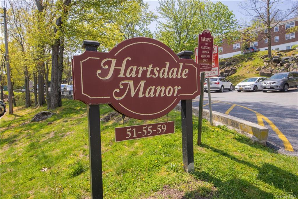 First time on the market in 30 years, located in a the quiet, peaceful complex Hartsdale Manor, comes with parking and pool membership
