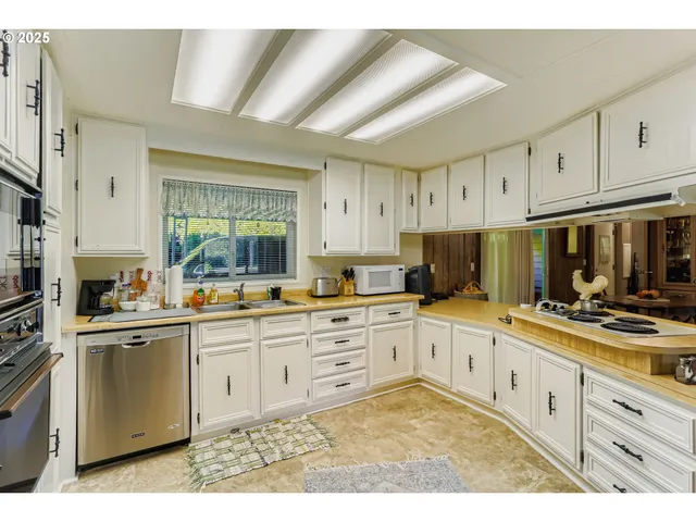 $146,000 | 100 Southwest 195th Avenue, Unit 1, Beaverton, OR 97006