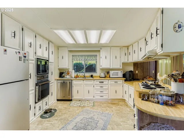 $146,000 | 100 Southwest 195th Avenue, Unit 1, Beaverton, OR 97006