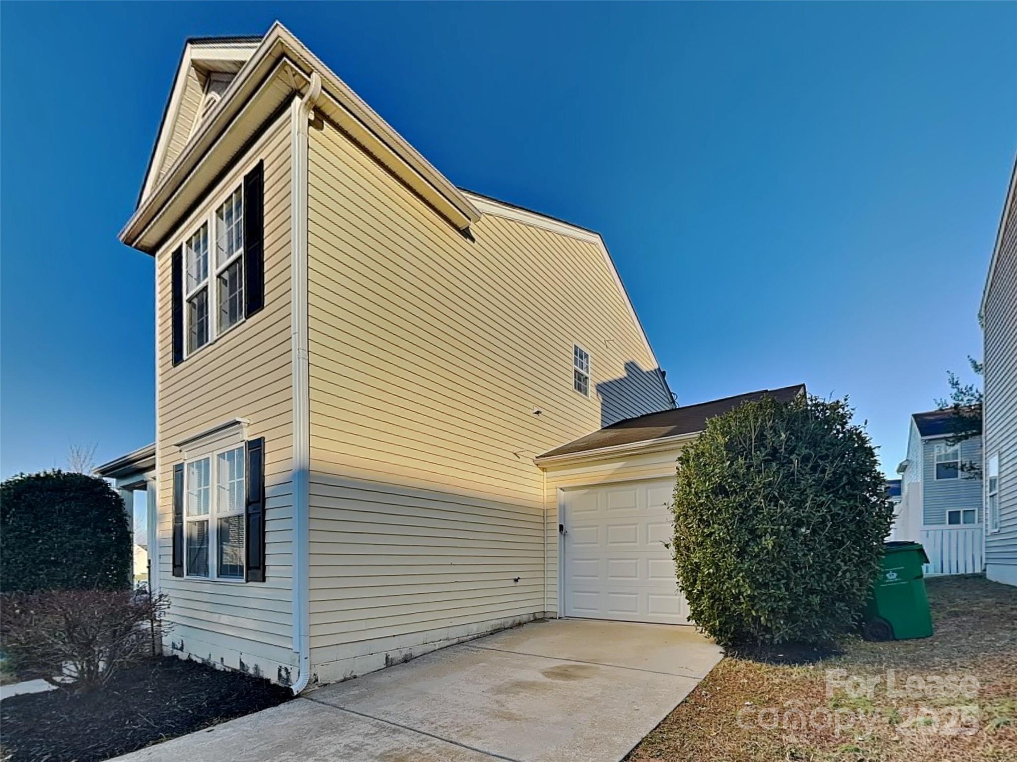 6014 Fiddleleaf Court Charlotte, NC 28215 - Photo 1 of 15