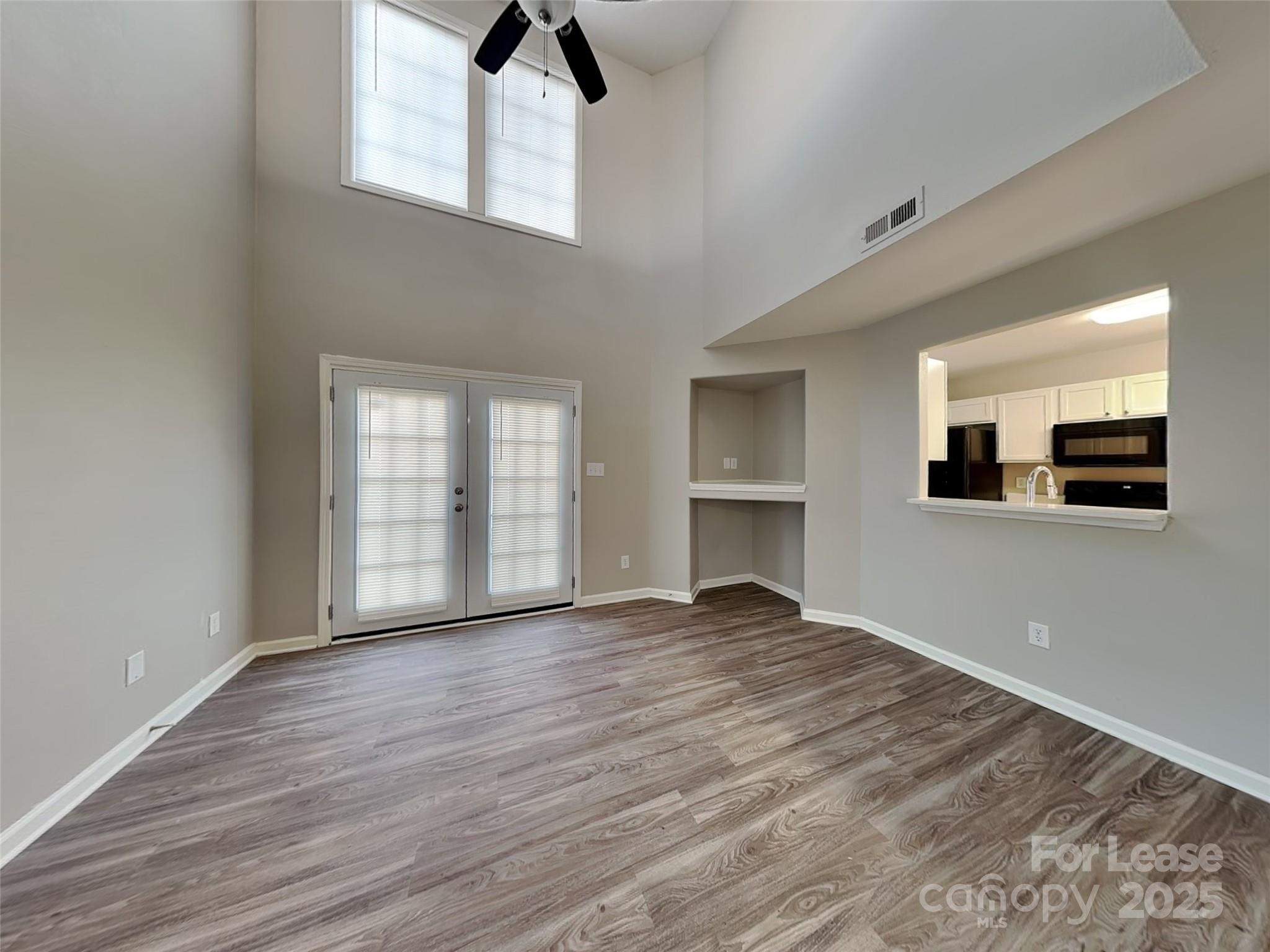 6014 Fiddleleaf Court Charlotte, NC 28215 - Photo 2 of 15