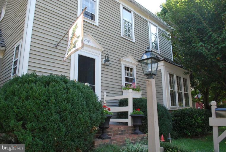 2083 Cobblestone Lane Reston, VA 20191 - Photo 27 of 30 Exterior #4