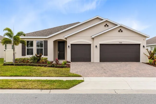 $565,000 | 1720 Hamlin Ridge Road, Minneola, FL 34715