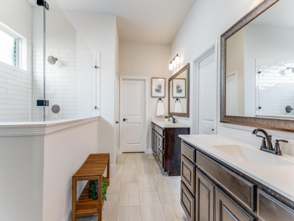 632 Point Vista Drive Aledo, TX 76008 - Photo 18 of 37 HUGE Shower with Double Vanities and Double Closets