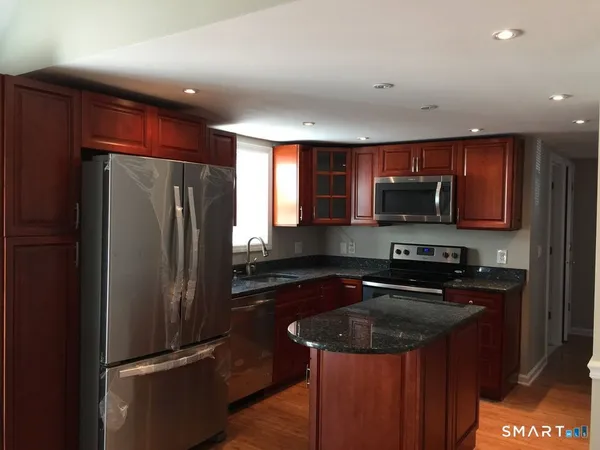$3,800 | 7 Bartlett Manor, Norwalk, CT 06850