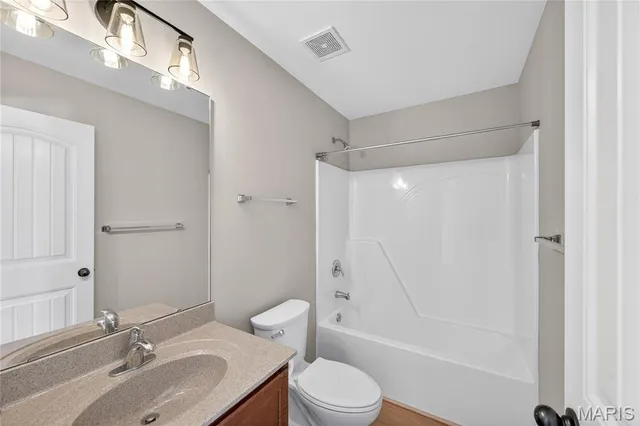 $275,000 | 31 Ivybrook Court, Wentzville, MO 63385