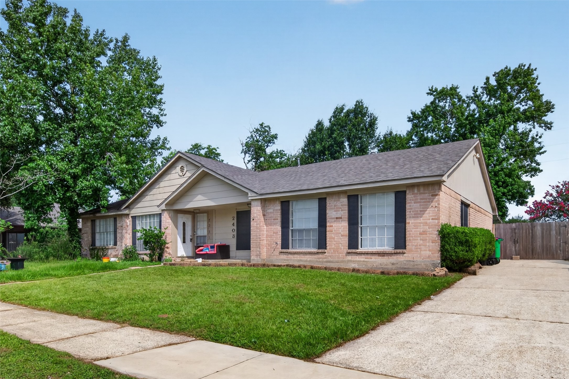 2403 Autumn Springs Lane Spring, TX 77373 - Photo 2 of 34