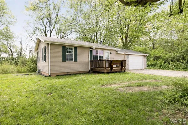 $165,000 | 703 East State Street, O'Fallon, IL 62269