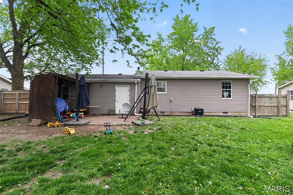 703 East State Street O'Fallon, IL 62269 - Photo 13 of 16