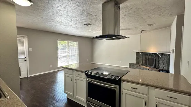 $1,995 | 534 Windsor Drive, Allen, TX 75002