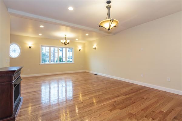 7 Fessenden Road, Unit 7 Arlington, MA 02476 - Photo 5 of 28 Gallery Image 5