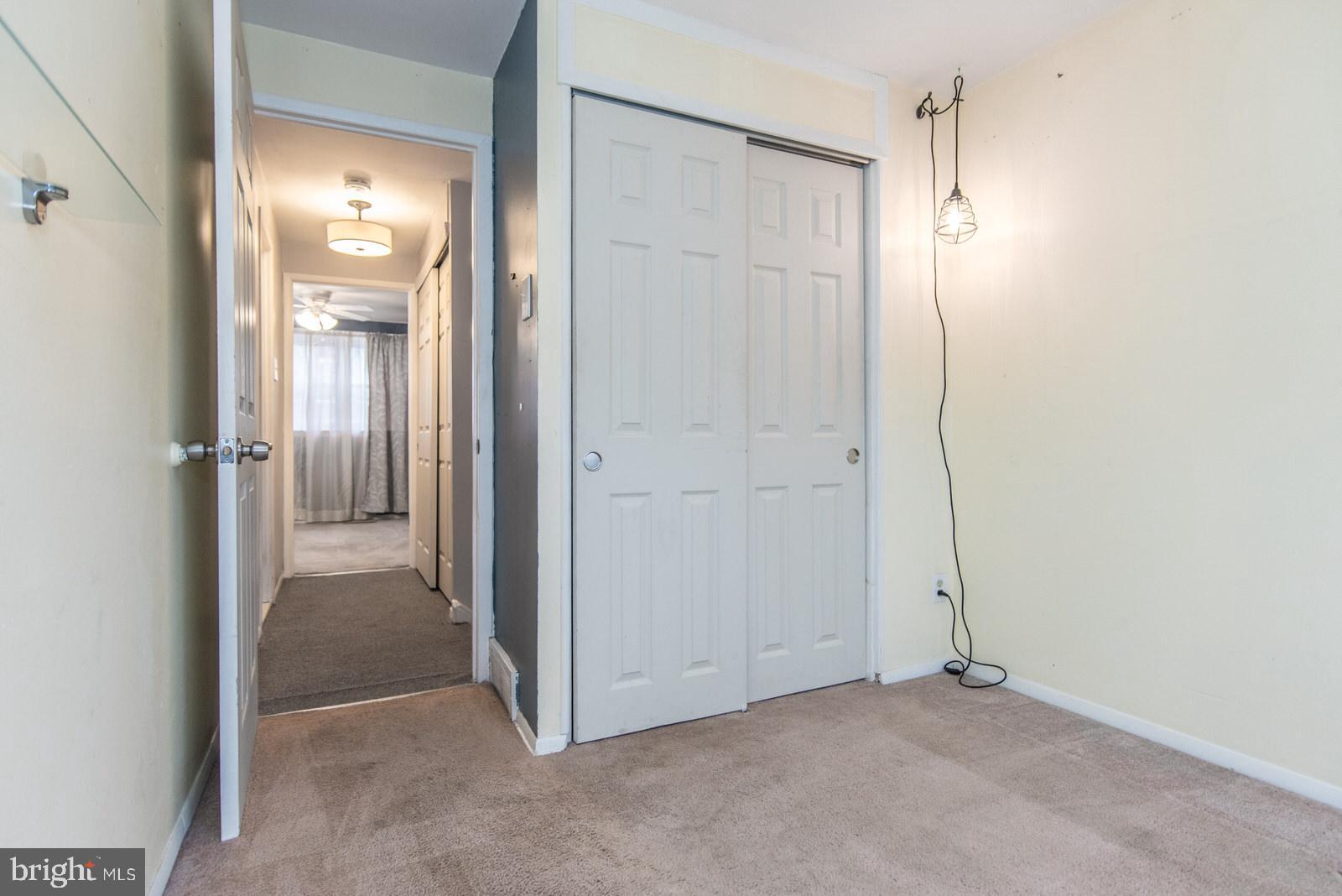 12129 Aster Road Philadelphia, PA 19154 - Photo 17 of 24