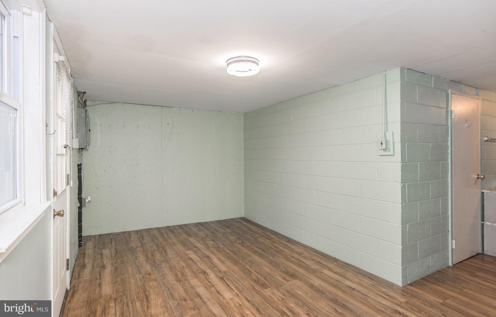 12129 Aster Road Philadelphia, PA 19154 - Photo 21 of 24